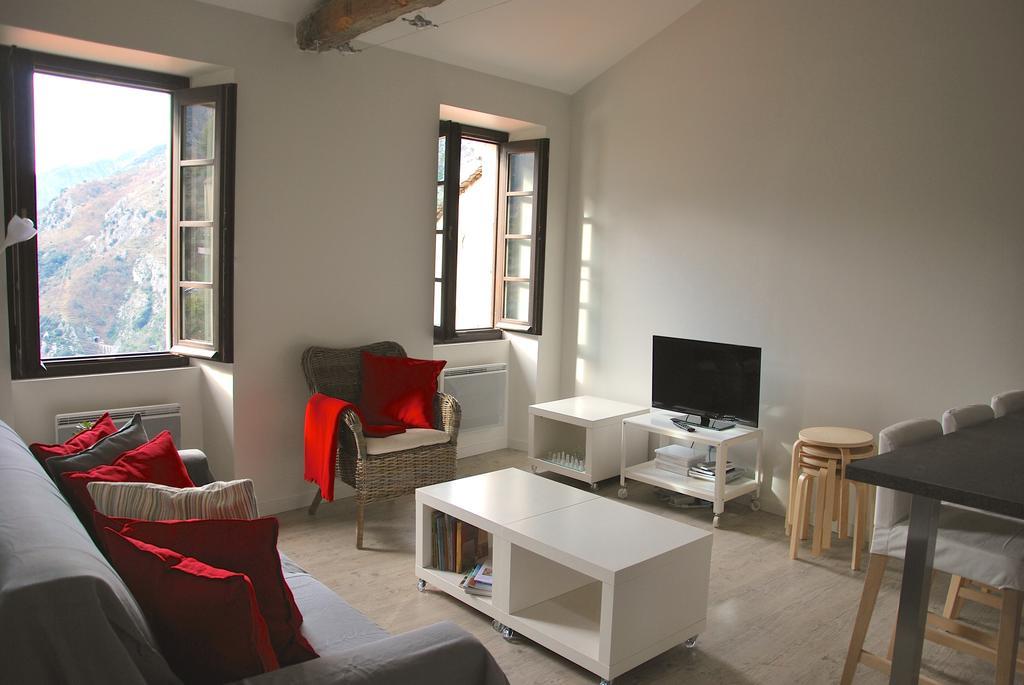 Fontana De Medge Apartment Saorge Luaran gambar